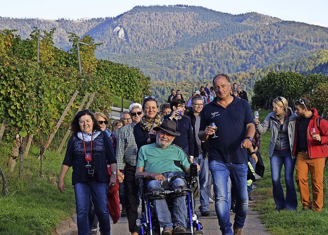 Die kulinarische Weinwanderung lockt jedes Jahr viele Gste nach Buchholz.   | Foto: Hubert Bleyer