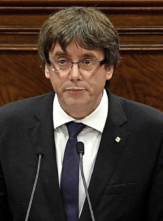 Carles Puigdemont bei seiner Rede im Regionalparlament   | Foto: AFP