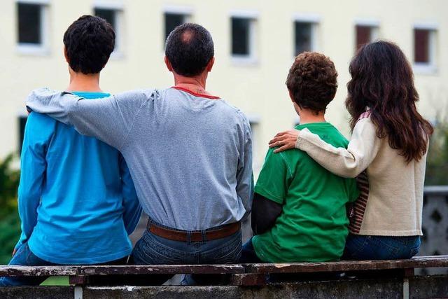 Verfassungsgericht muss entscheiden: Gibt es ein Recht auf Familie?