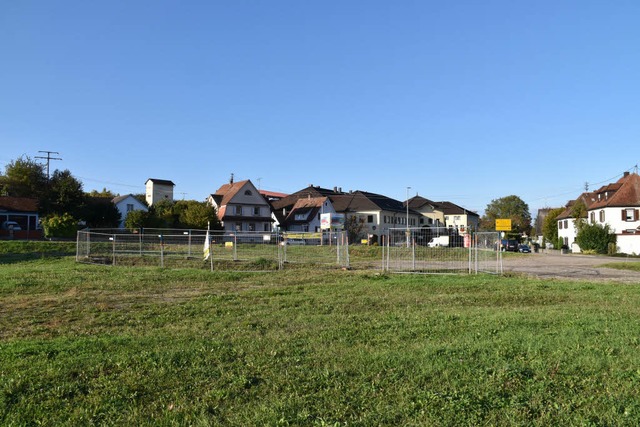 Auf dem ehemaligen Schreiberareal soll...22;Vogtsburg Arkaden&#8220; entstehen.  | Foto: Thomas Rhenisch