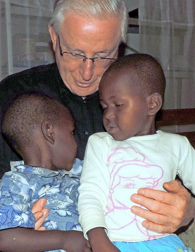 Hilft in Uganda: Pfarrer Gnter Hirt   | Foto: privat