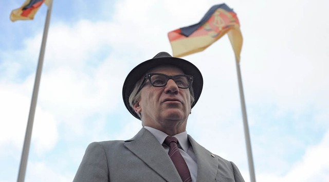 Ein Mann wie Erich: Jrg Schttauf als...pieler und Imitator von Erich Honecker  | Foto: Bella/dcm