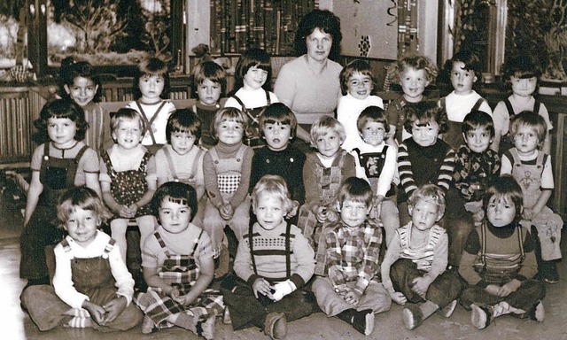 Ein Bild aus alten Zeiten: Kinder im Kindergarten Norsingen   | Foto: Privat/Gallien