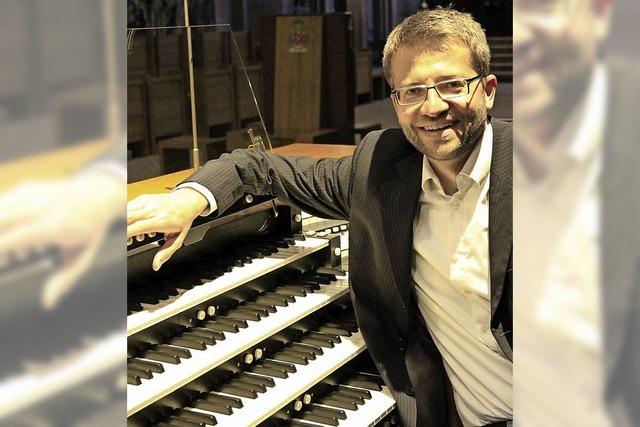 Der Freiburger Mnsterorganist Jrg Josef Schwab gestaltet die nchste Orgelmusik zur Marktzeit in Bad Sckingen.