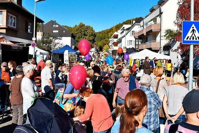 Fotos: Erlebniseinkauf in Wyhlen zieht Massen an