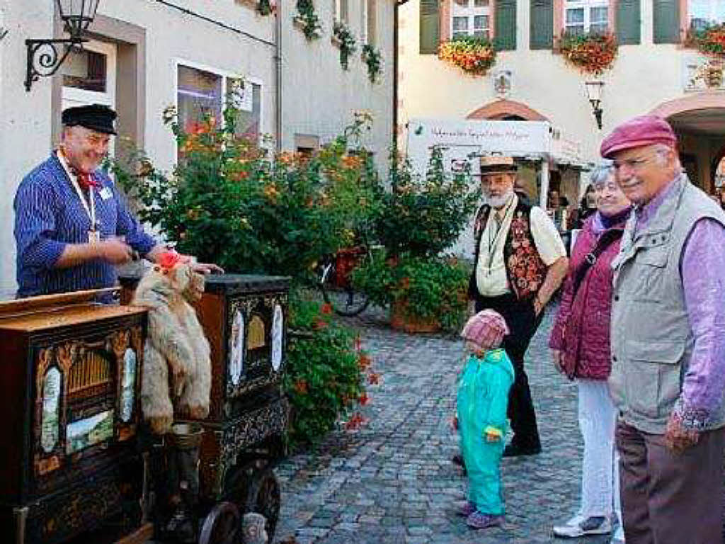 Impressionen vom Apfelmarkt in Laufenburg und der hela in der Schweizer Schwesterstadt.