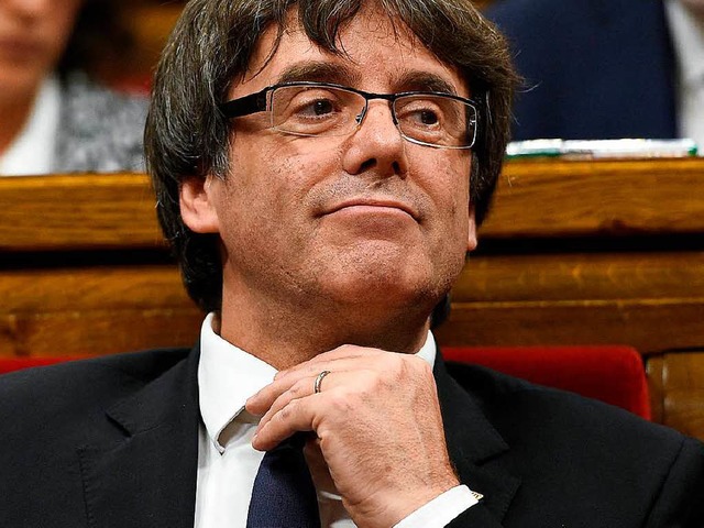 Spielt den Ball zurck nach Madrid: Kataloniens Regionalchef Carles Puigdemont.   | Foto: AFP