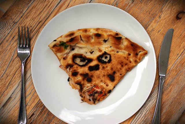 Wer die Pizza im Ofen vergisst, muss mit Brandflecken rechnen (Symbolbild).  | Foto: photocase.de/Lise_Noergel