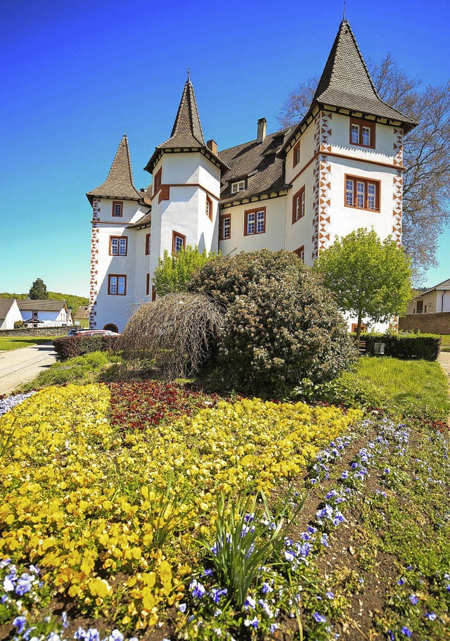 Das Schmieheimer Schloss mit Schlossgarten   | Foto: S. Decoux-Kone