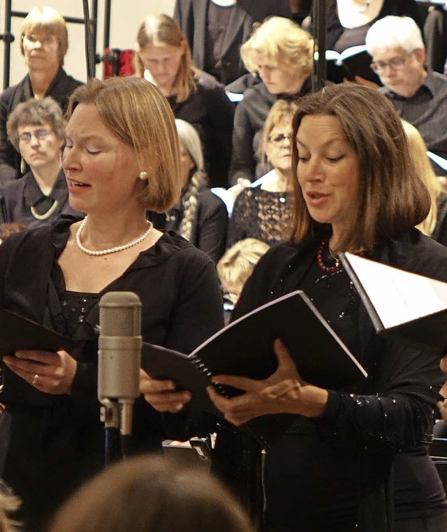 Eindringlich sangen Uta Kirchner-Flach...20; in der evangelischen Stadtkirche.   | Foto: Frey