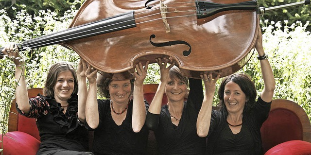 Die vier Musikerinnen des Ensembles Ol...ch auf ihr Konzert mit neuem Programm.  | Foto: Veranstalter