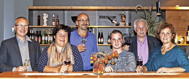 Georg Moosmann, Anita Schwehr-Schssel...spannendes Jahr im Buchholzer Rebberg.  | Foto: Gabriele Zahn