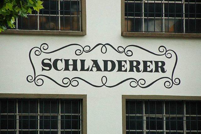 Traditionsbrennerei Schladerer baut vier Stellen ab