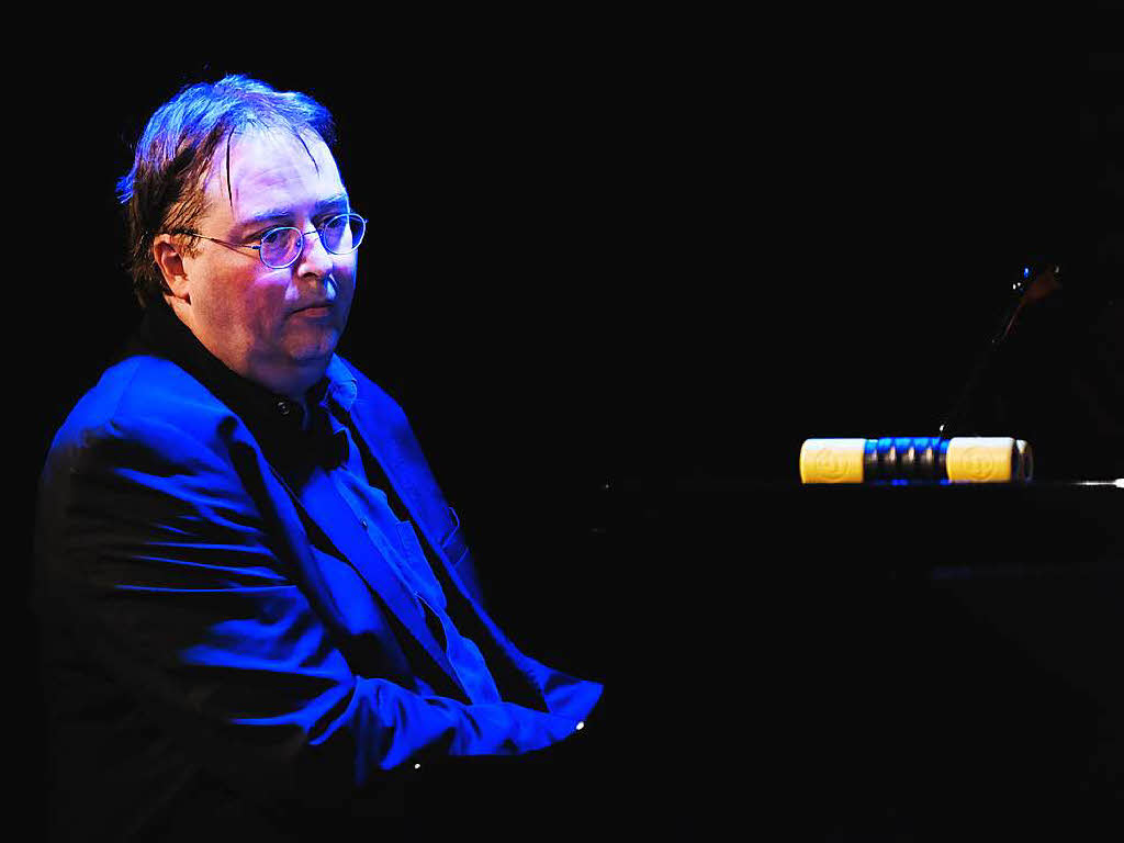 Pianist Christian Gutfleisch begleitete Verny und Publikum.