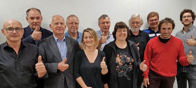 Der neue Vorstand um den Vorsitzenden Guntram Stein (Zweiter von links)  | Foto: Jan Wieczorek/DGB