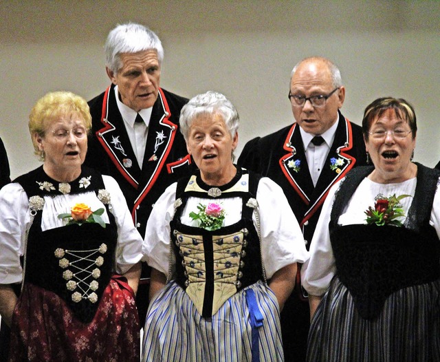 Der Jodlerclub Lengnau  aus dem Aargau war zu Gast.   | Foto: Klabund