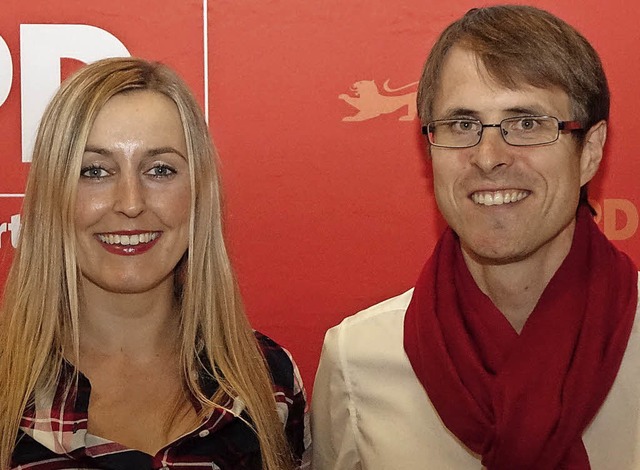 Der Kreisvorsitzende Philipp Schlieer mit Stellvertreterin Vanessa Edmeier   | Foto: Hege
