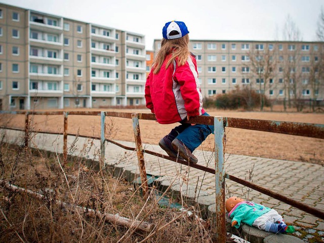 21 Prozent der deutschen Kinder befnd...derkehrend&#8220; in einer Armutslage.  | Foto: dpa