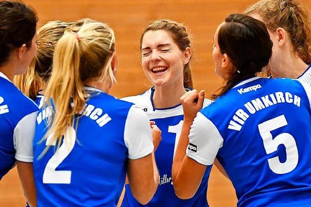 Fotos: Volleyballerinnen des VfR Umkirch springen an Tabellenspitze