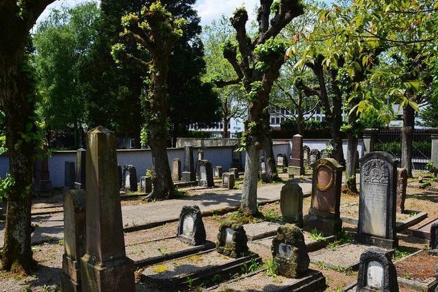 Polizeieinsatz auf dem Lrracher Friedhof