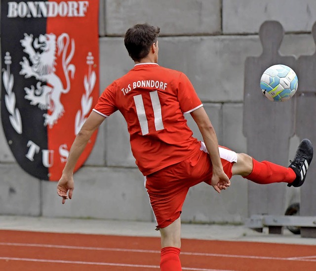 Der Ball muss dein Freund sein, auch in Bonndorf.   | Foto: scheu