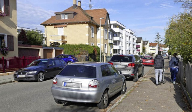 Mehr Sicherheit fr Fugnger wnscht ...irat fr die Karl-Frstenberg-Strae.   | Foto: Bhm-Jacob