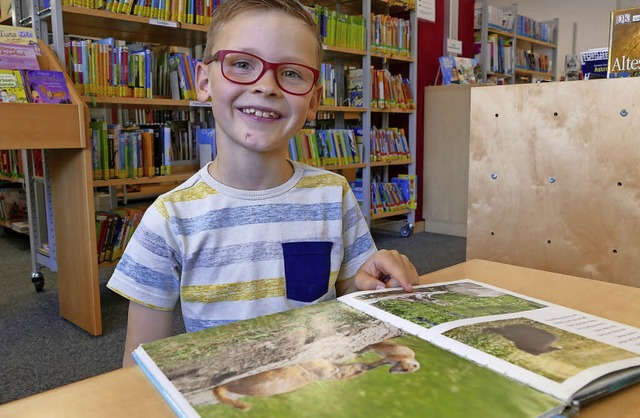 Kommt gerne in die Bibliothek: Zweitklssler Nils Maier aus Neustadt.   | Foto: Marlene Kuss/Johannes Burkart