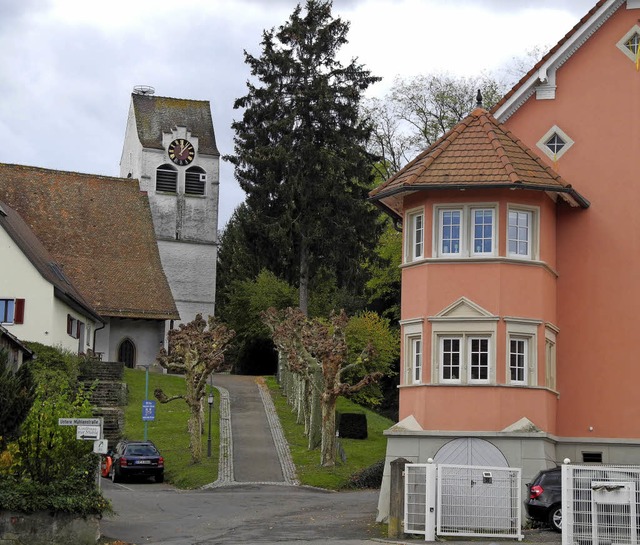 Nach  Fllung der groen Fichte, wird ...riedhofseingangs in Buggingen ndern.   | Foto: Sigrid Umiger