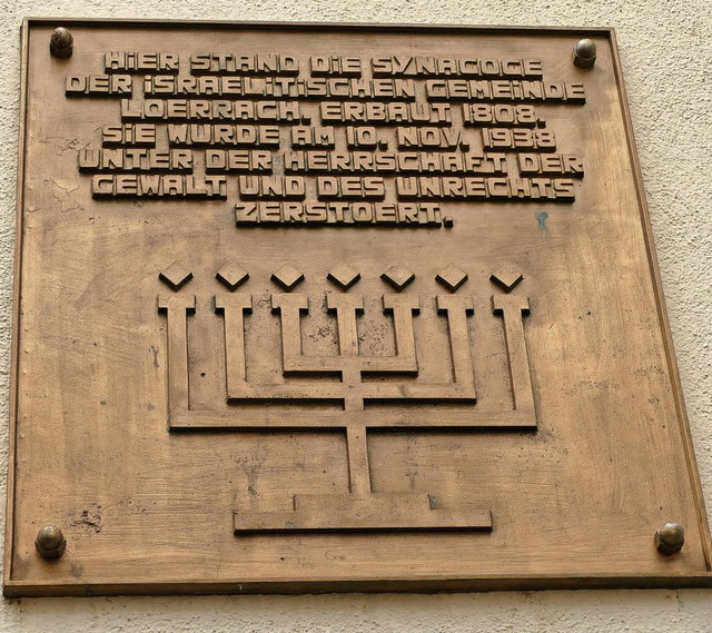Die Gedenktafel im Synagogengsschen   | Foto: Sabine Ehrentreich