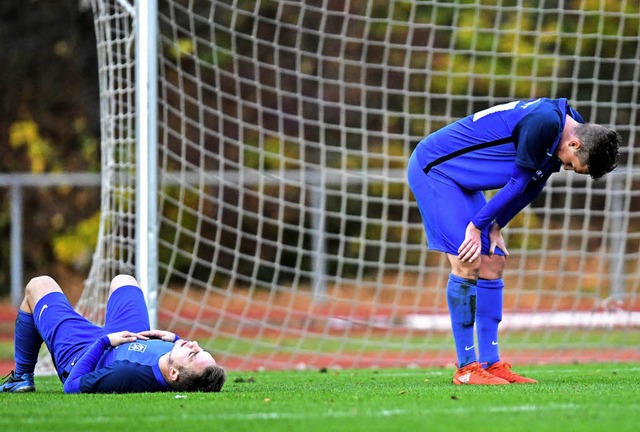 Das 2:2 des FC Neustadt war fr die Bl...stoph Bruhn (links) und Arne Mundinger  | Foto: Patrick Seeger