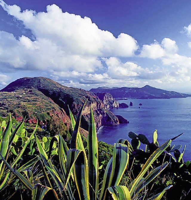 Atemberaubende Natur begeistert die Reisenden auf den Liparischen Inseln.  | Foto: PR / Modnial
