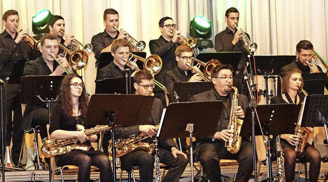 Fachten das von der Bigband Fahrnau en...er an: Die Musiker des  VJO Hochrhein.  | Foto: Hans-Jrgen Hege