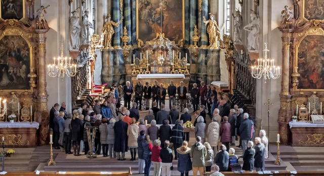 Auch jetzt noch  ein Bild mit Seltenhe...r katholischen St. Margarethenkirche.   | Foto: Helmut Rothermel