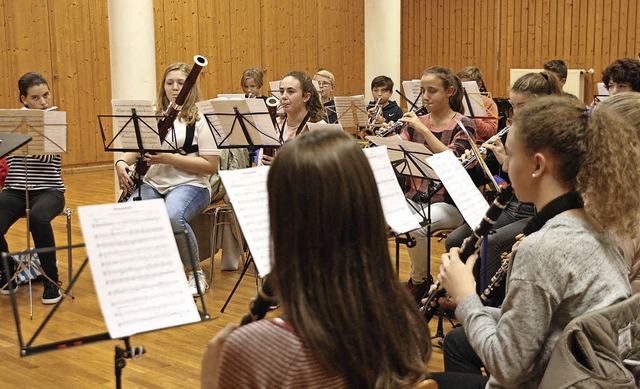 Hochkonzentriert bei der Sache: Die Ju...m&#8220; der Musikhochschule Freiburg.  | Foto: Christiane Franz