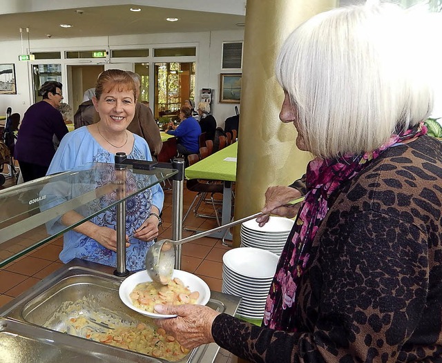 Herzhafte Suppe gab&#8217;s an Allerheiligen im Brgerheim.   | Foto: Gempp