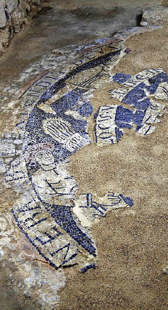 Das Schutterner Mosaik mit der Darstel...e Teile des Mosaik zu rekonstruieren.   | Foto: (3) Ekkehard klem