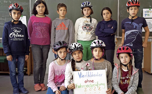 Die Viertklssler waren ganz schn tra...e Fahrradprfung nicht machen drfen.   | Foto: Sibylle Dietsch