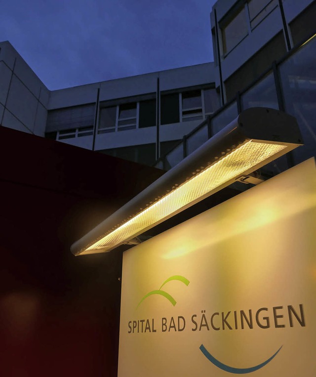 Im Dunkel dieser Nacht<ppp></ppp>: Wen...Spitals Bad Sckingen zum Jahresende.   | Foto: Archivfoto: Manuel Fritsch