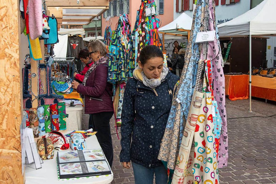 Impressionen vom Martinimarkt in der barocken Altstadt Ettenheims (Foto: Olaf Michel) Impressionen vom Martinimarkt in der barocken Altstadt Ettenheims (Foto: Olaf Michel)