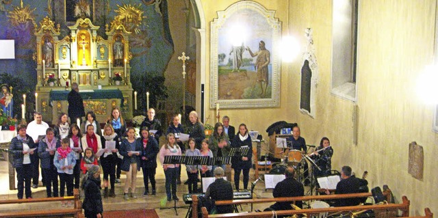 Die Kirchenband bei einem ihrer Auftritte.   | Foto: Ulrike Spiegelhalter