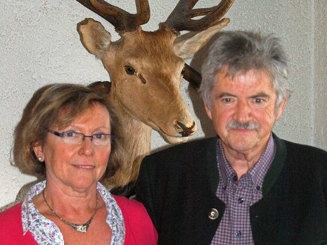 Rosemarie und Peter Kaiser, Wirtsehepa...nach 40 Jahren der Gastronomie Adieu.   | Foto: Karin Steinebrunner