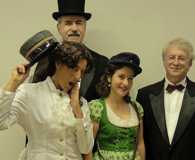 Die Operamobile mit Anja Muth und Dani...KuTipp Veranstaltungen im Gebertsaal.   | Foto: Privat