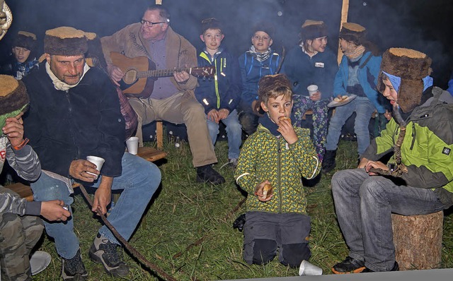 21 Kinder  erlebten  in Efringen-Kirchen eine  Goldgrbernacht.  | Foto: privat