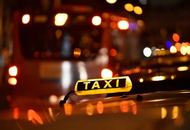 Das Taxi bietet nachts mehr Sicherheit.   | Foto: Michael Bamberger