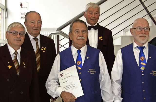 Hans-Peter Hartung, Prsident des Chor... und Christian Trautwein (von links).   | Foto: privat