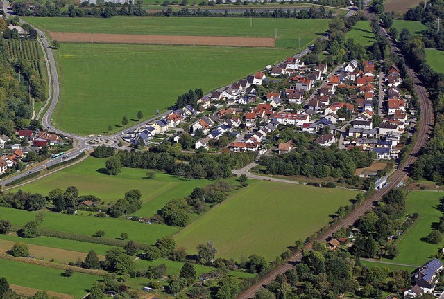 Die Siedlung aus der Luft, im Vordergrund das Baugebiet Kapellenbach Ost.   | Foto: Erich Meyer