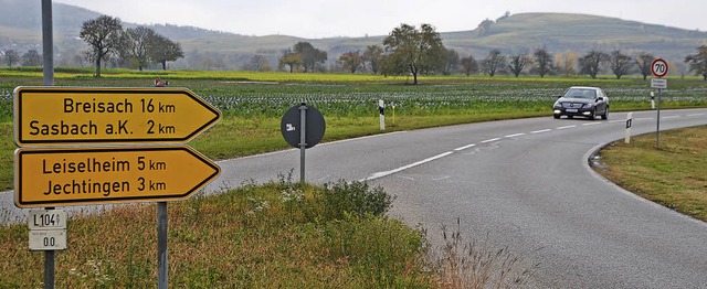 Wyhl. L 104 vom Kreisverkehr bei Wyhl in Richting Sasbach.  | Foto: Roland Vitt