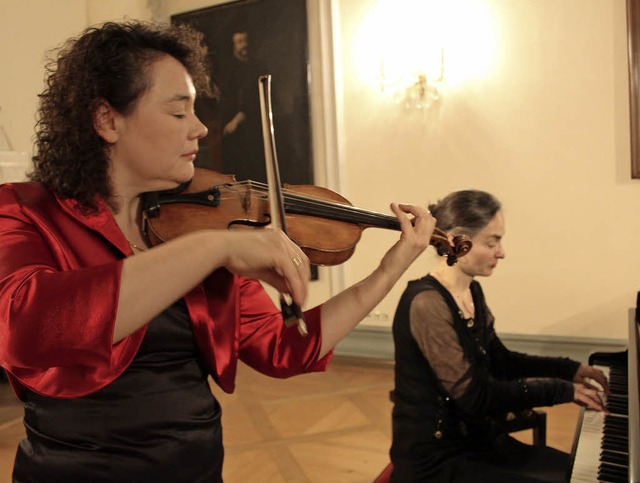 Anik Szathmry (Violine) und Ulrike Hfner (Klavier)   | Foto: Erich Krieger