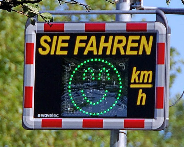 Einen Smiley gibt  Hnner fr die  Tempoanzeige.   | Foto: Herbert Frey