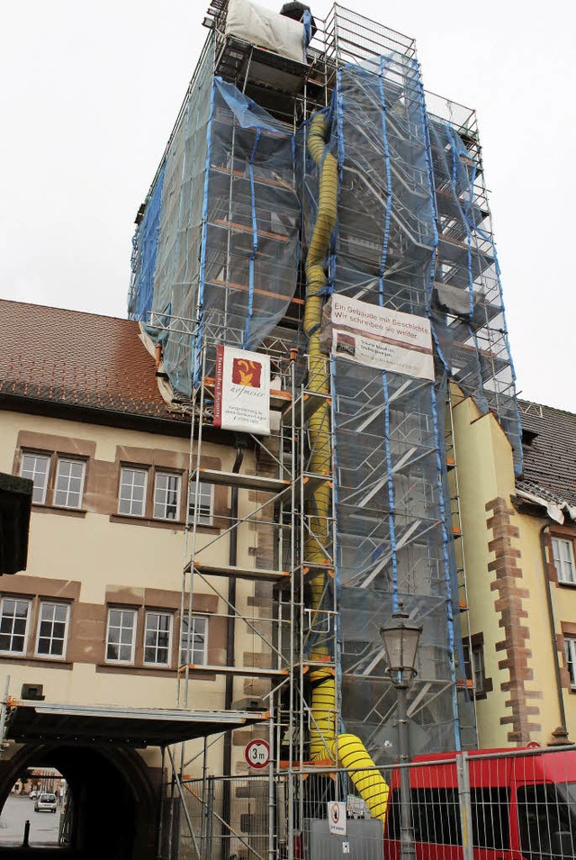 Ein Heiluftgeblse ermglicht die Wei... derzeit niedrigen Auentemperaturen.   | Foto: Dagobert Maier